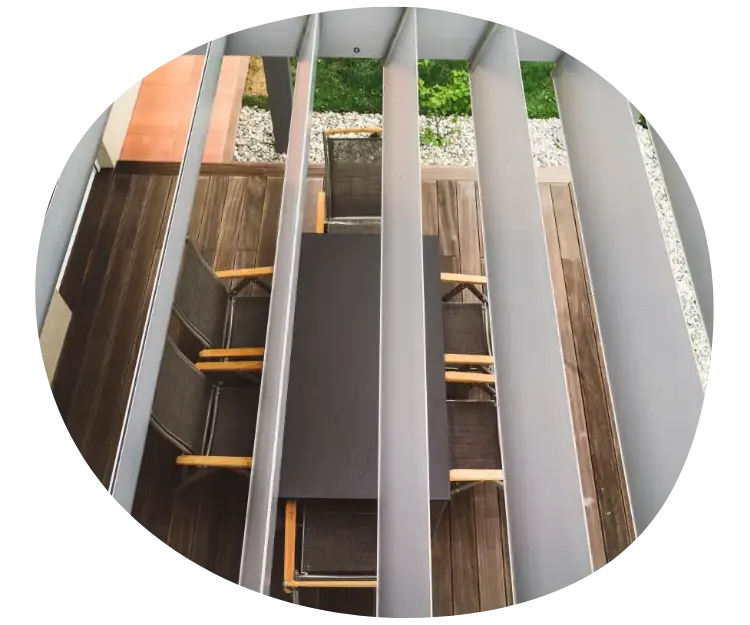 Pérgolas bioclimáticas con lamas orientables en Barcelona